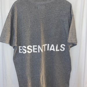 FEAR OF GOD Essentials